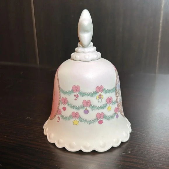 1994 PRECIOUS MOMENTS CHRISTMAS BELL "YOU’RE AS PRETTY AS A CHRISTMAS TREE” - Picture 5 of 7